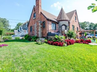 18 Fir St FLOOR 2, Valley Stream, NY 11580