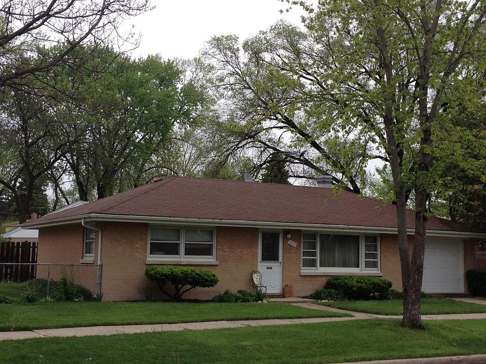 3207 Grand Blvd, Brookfield, IL 60513 Zillow