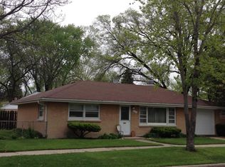 3207 Grand Blvd, Brookfield, IL 60513