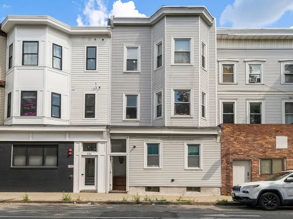 139 Chelsea St, East Boston, MA 02128