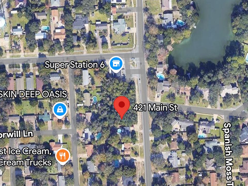 1st image of 421 Main St