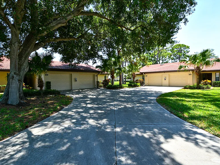 3672 Yellow Pine Ct — Photo 40