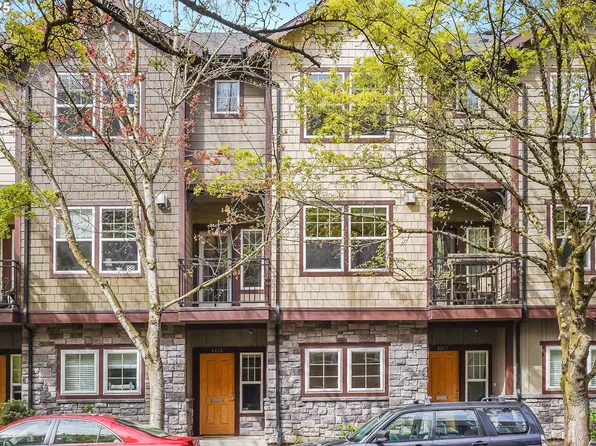 3305 SE Morrison St, Portland, OR 97214