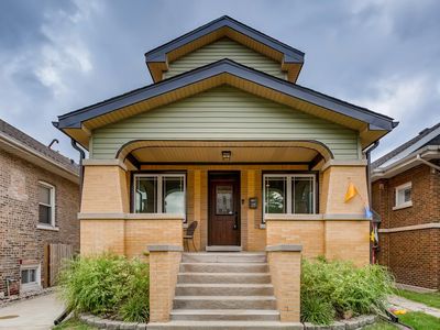2116 Wisconsin Ave, Berwyn, IL, 60402