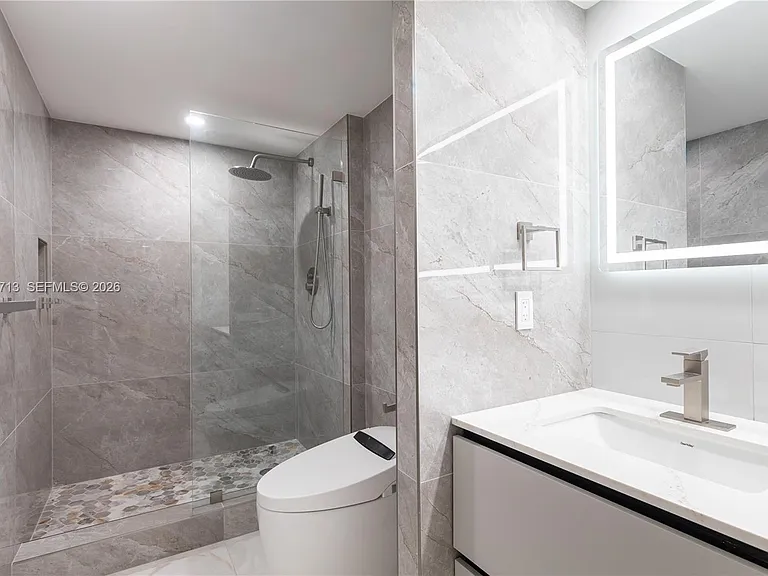 2401 S Ocean Dr #Penthouse A4 — Photo 30