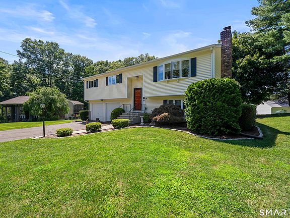 5th image of 95 Pemberton Drive