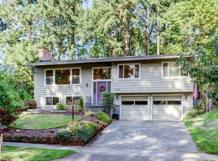 11985 SW Lanewood St, Portland, OR 97225