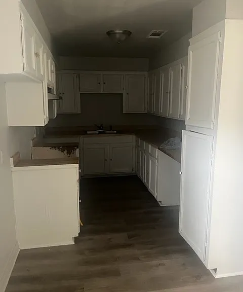 1814 Corbitt St — Photo 4