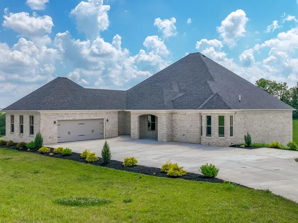 3032 Trophy Ln, Richmond, KY 40475