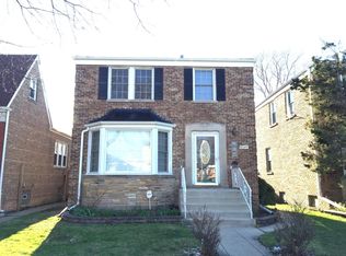 6544 N Whipple St, Chicago, IL 60645