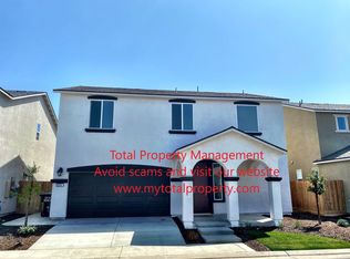 3045 E Mary Ave, Visalia, CA 93292