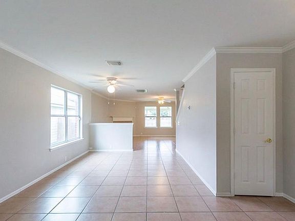 3rd image of 9458 Mulberry Path