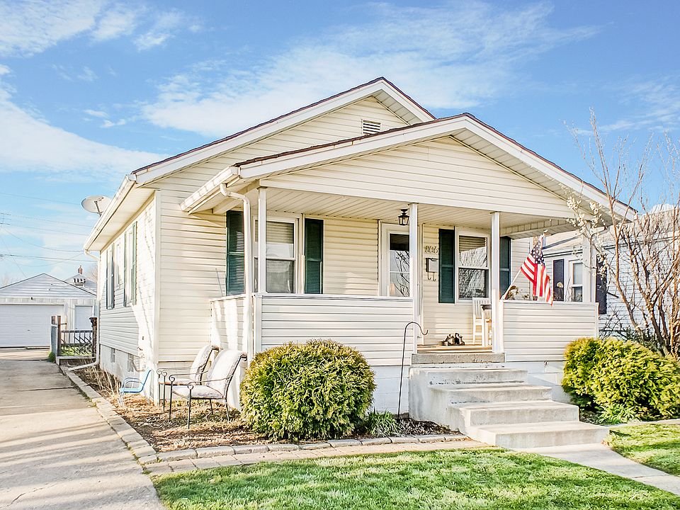 1st image of 806 W 9th St