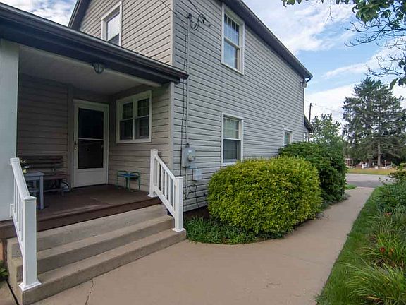 5th image of 1180 Sumac St