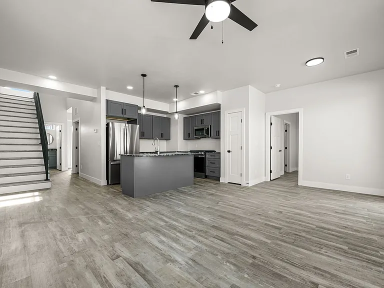 1109 Mee Canyon Cir — Photo 10