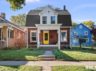 2105 15th St, Moline, IL 61265