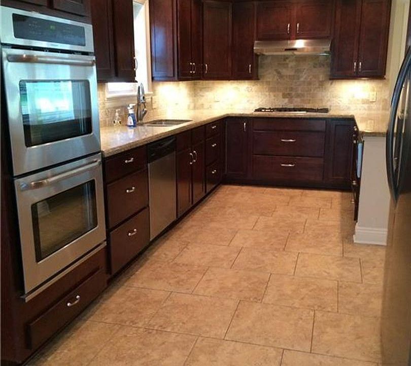 1st image of 625 Orchard Dr