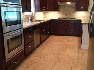 625 Orchard Dr, Lake Charles, LA 70605