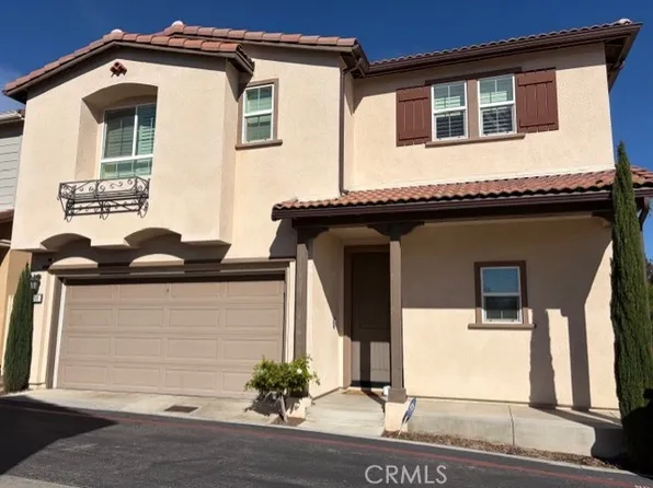 23201 W Canterbury Way, West Hills, CA 91307