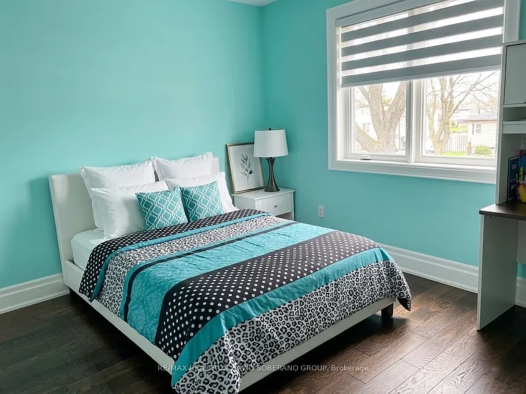 35 Bainbridge Ave — Photo 12