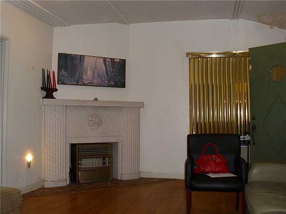 2nd image of 10317 NE 2nd Ave