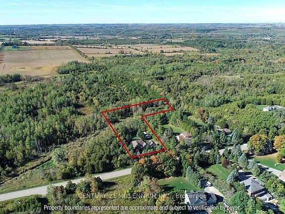 3rd image of 19976 Kennedy Rd