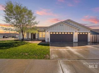 843 SW Levant Way, Mountain Home, ID 83647