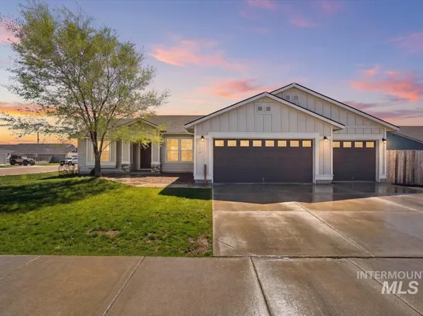 843 SW Levant Way, Mountain Home, ID 83647