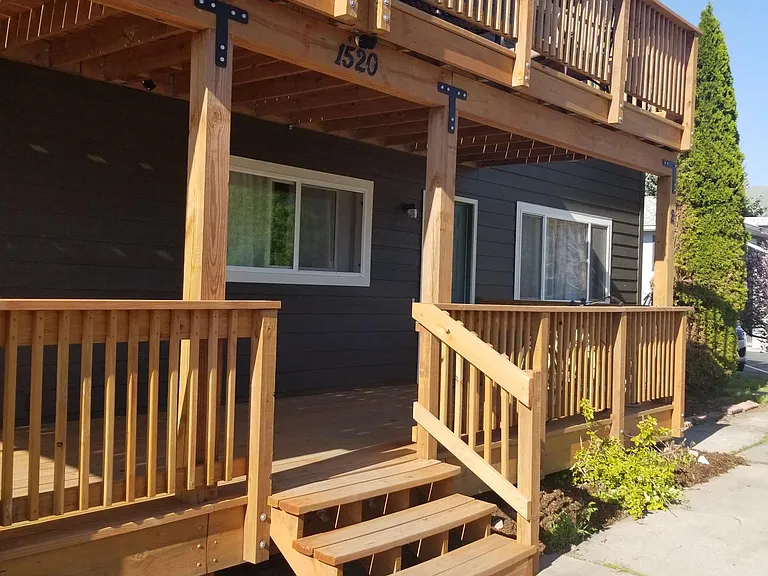 1520 Ashberry Ct #4 — Photo 1