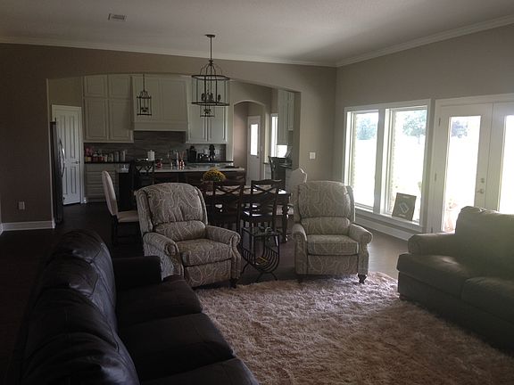 Living/dining/kitchen view