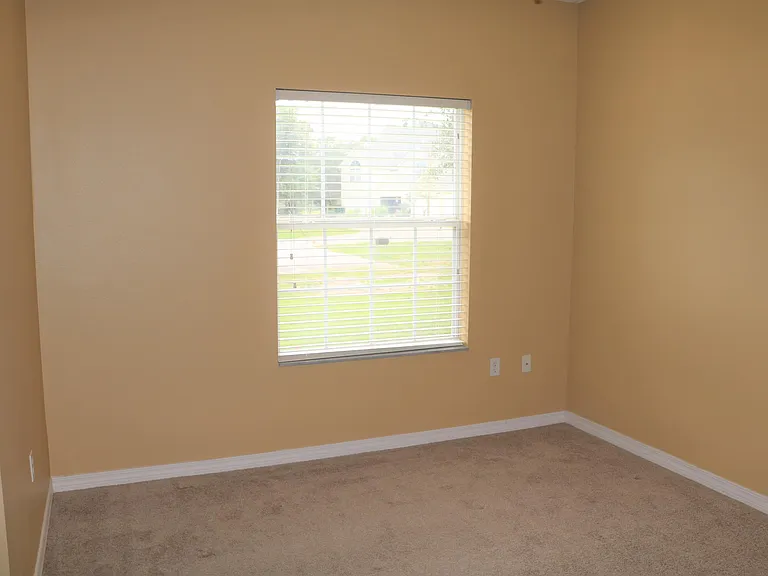 7270 Mossy Oaks Dr — Photo 5