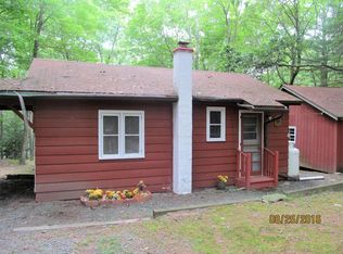 106 Hummingbird Ln, Tafton, PA 18464