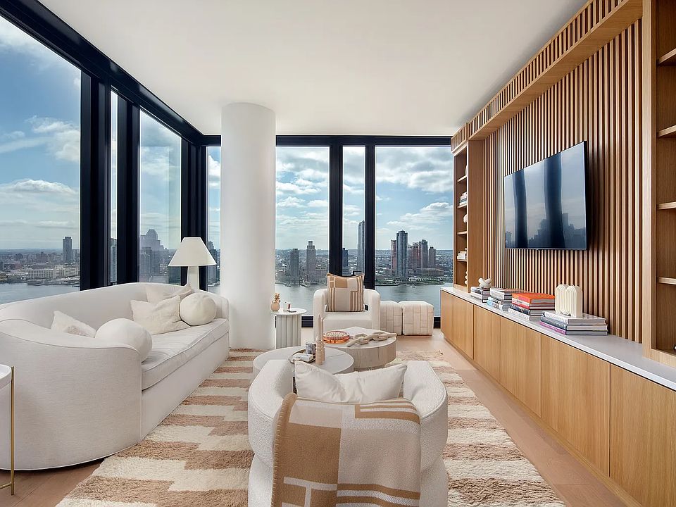 1st image of 695 1st Ave #31K