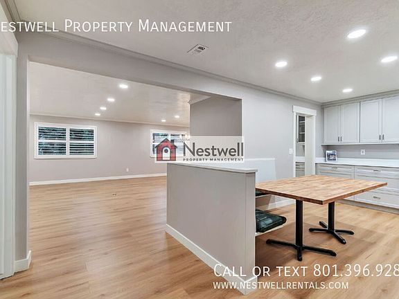 3rd image of 2710 S Highland Dr APT 11