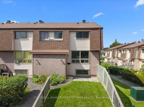 2640 Draper Ave #44, Ottawa, ON K2H 8V3
