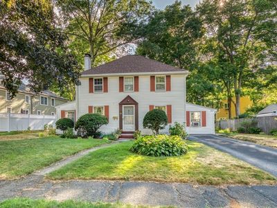 24 Martin Rd, Wellesley, MA, 02481