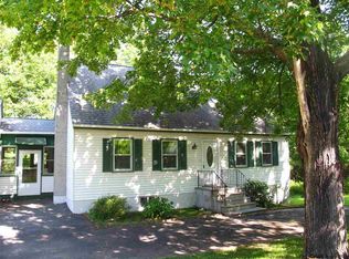 96 Plattekill Rd, Marlboro, NY 12542