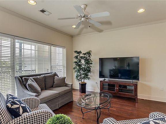 3rd image of 700 15th St Unit 2303