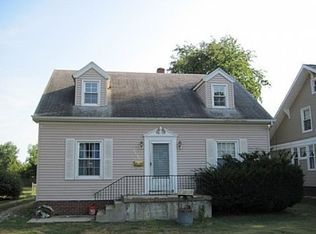 3449 Western Ave, Mattoon, IL 61938