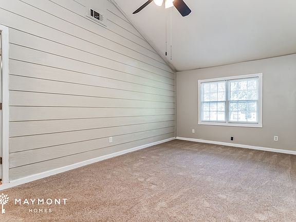 5th image of 361 Morris Dr SE
