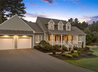 1220 Pound Hill Rd, North Smithfield, RI 02896