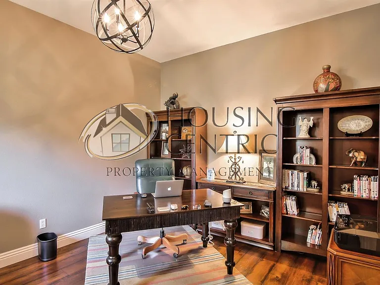 1323 Souza Dr — Photo 6
