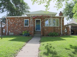 427 N 38th St, Council Bluffs, IA 51501