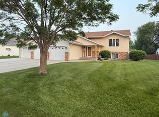 411 Siemers Ct, Breckenridge, MN 56520