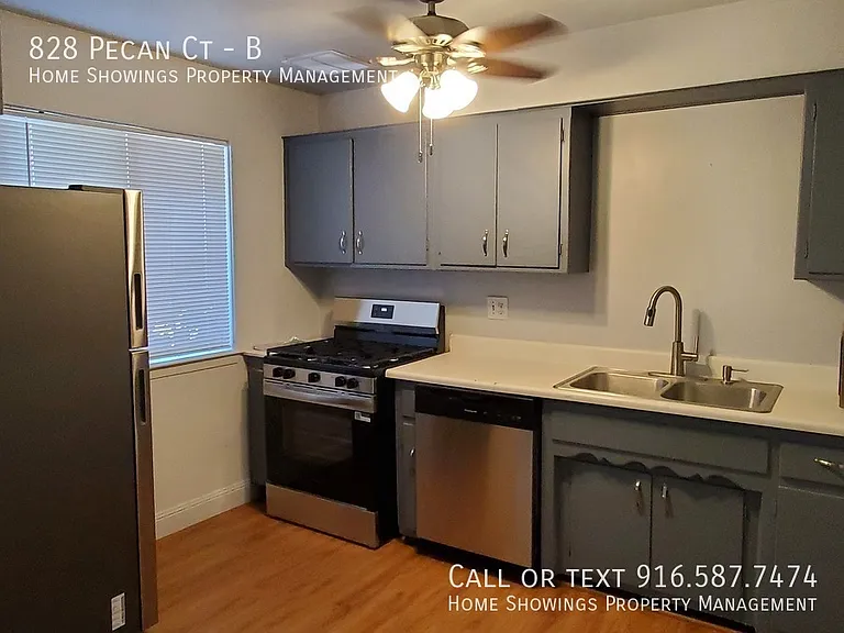 828 Pecan Ct #B — Photo 1