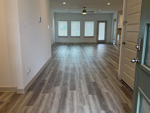 2nd image of 31306 Hexan Heights Ln