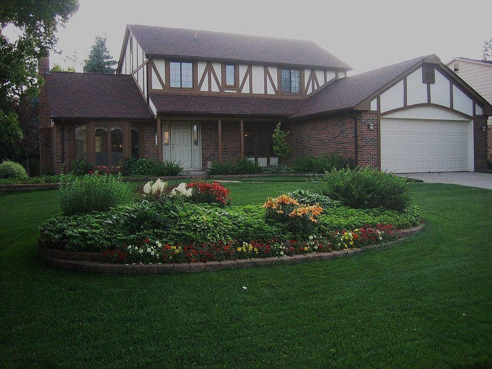 1st image of 16345 Weatherfield Dr
