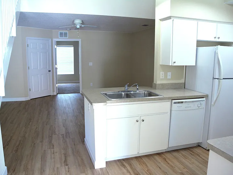 7384 Mead Dr — Photo 35