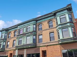 806 North Blvd APT 202, Oak Park, IL 60301