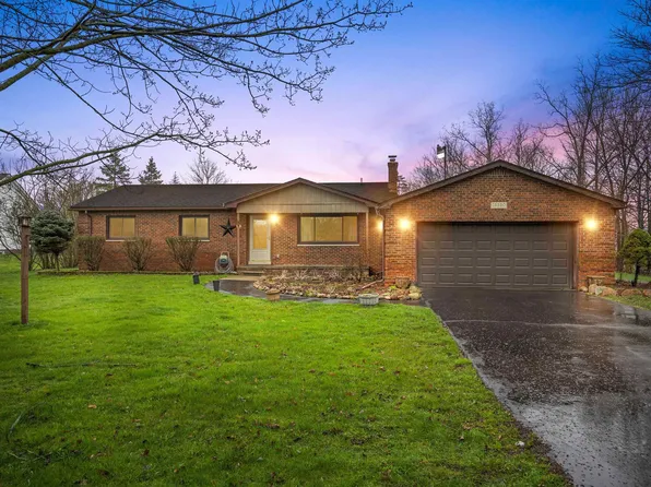 15850 29 Mile Rd, Ray, MI 48096